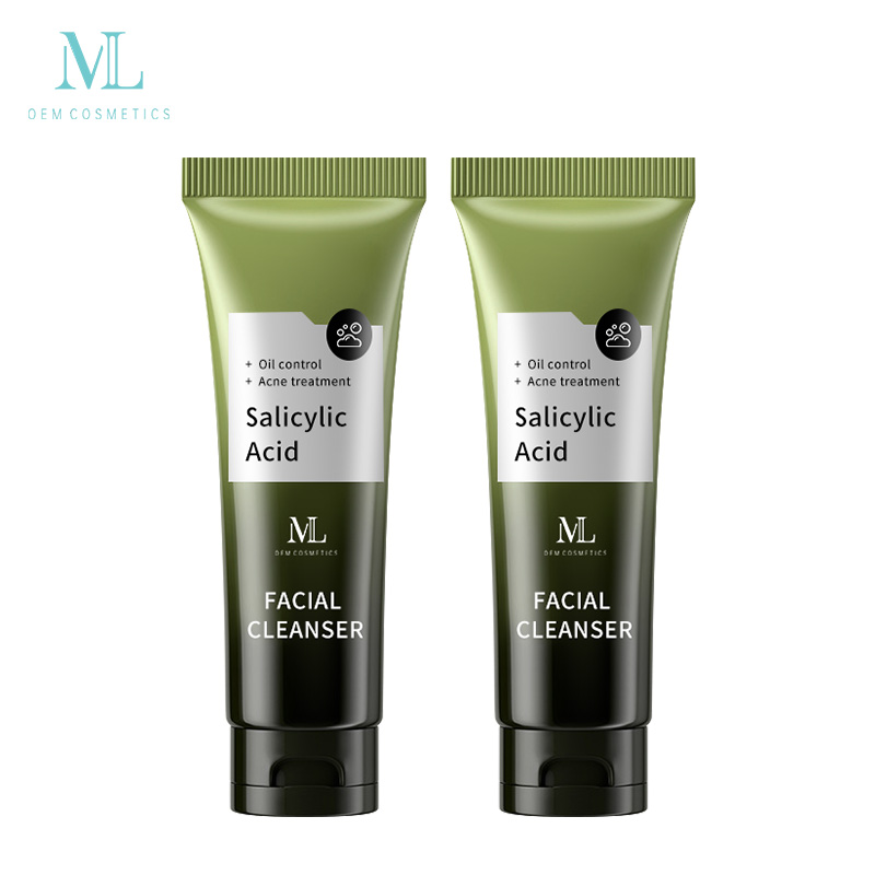 Exfoliating Salicylic Acid Facial Cleanser